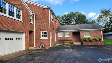 1708 W Market St, Athens, AL 35611 - photo 2