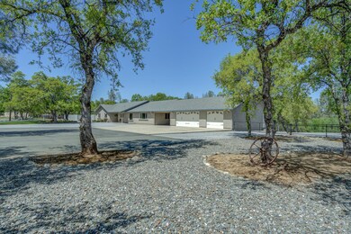 17400 Pittim Dr, Redding, CA 96003 - photo 7