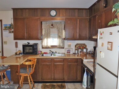 1260 Brechbill Rd, Chambersburg, PA 17202 - photo 7