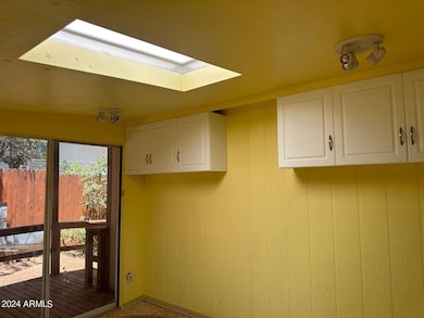 261 W Oliver, Show Low, AZ 85901 - photo 5