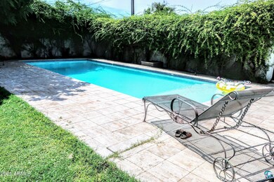 El Camino Pool