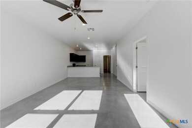 526 Lost Trail unit A, Copperas Cove, TX 76522 - photo 6