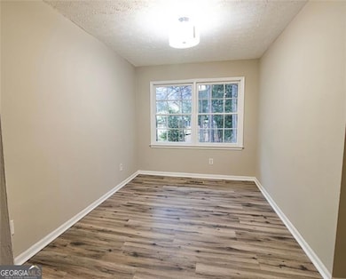 321 Tarragon Way SW, Atlanta, GA 30331 - photo 6