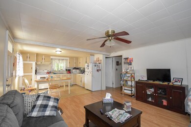 13 Waverly St, Rochester, NH 03867 - photo 7