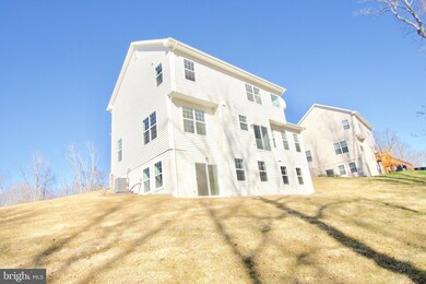 7371 Tottenham Dr, White Plains, MD 20695 - photo 4