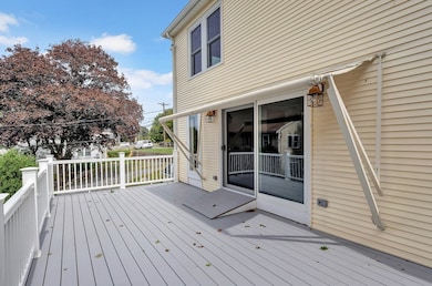 18 Cherry St, Gloucester, MA 01930 - photo 5