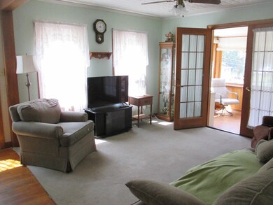 96 George St, Keene, NH 03431 - photo 2