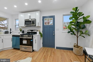 3208 Woodhome Ave, Parkville, MD 21234 - photo 6