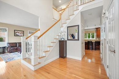 14 Winship Dr, Wakefield, MA 01880 - photo 2