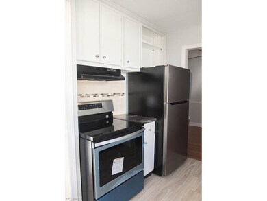 Kitchen has new appliances!