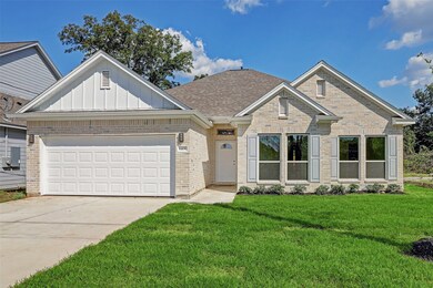 8207 James Franklin St, Houston, TX 77088 - photo 2