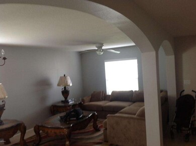 FORMAL LIVING/DINNING ROOM