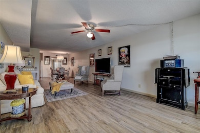 6400 46th Ave N unit 307, Kenneth City, FL 33709 - photo 4