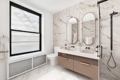 652 Hudson St unit 2-W, New York, NY 10014 - photo 4