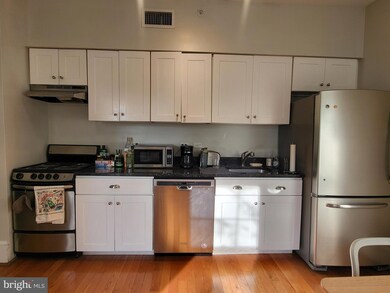 1955 Locust St unit 3F, Philadelphia, PA 19103 - photo 6