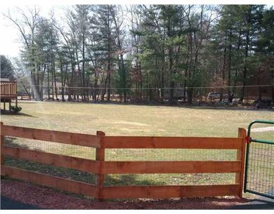 15 Park View Dr, North Smithfield, RI 02896 - photo 3