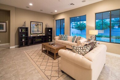 AM, Lot 140, Greatroom 2