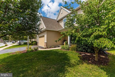 1319 Heatherwood Dr, Mount Joy, PA 17552 - photo 6