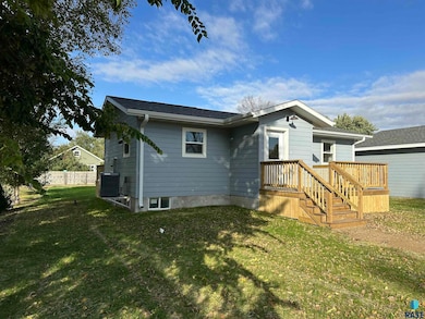 165 S 3rd St, Olivet, SD 57052 - photo 5