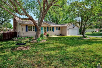3706 SW Nottingham Rd, Topeka, KS 66610 - photo 3