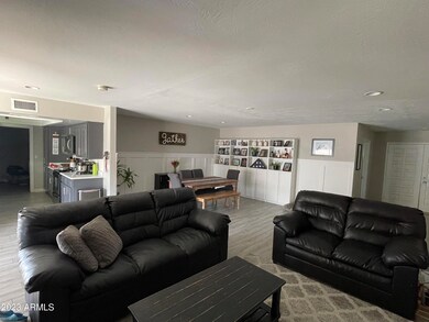Siesta Living Area3