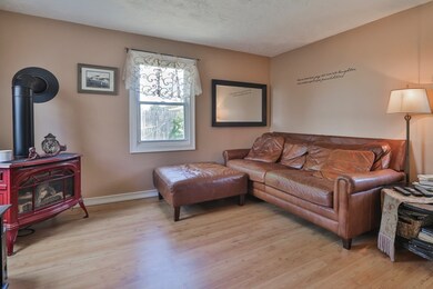 21 Overlook St, Newburyport, MA 01950 - photo 6