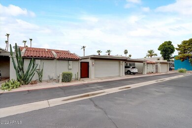 02-E Colter St-002