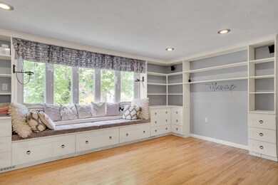 10 Sandy Ridge Cir, Sharon, MA 02067 - photo 5