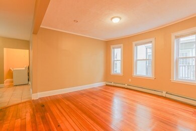 28 Melbourne St unit I, Dorchester Center, MA 02124 - photo 4