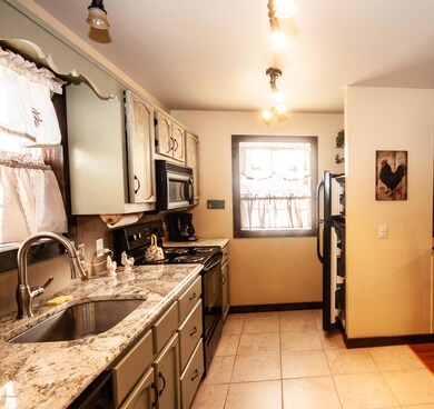 1277 Clover Rd, Long Pond, PA 18334 - photo 5