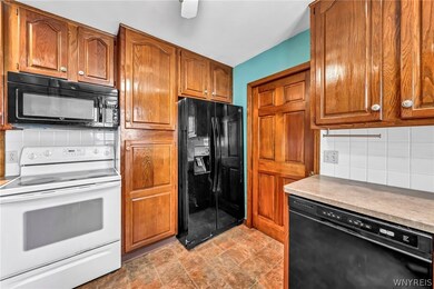 571 Payne Ave, North Tonawanda, NY 14120 - photo 4