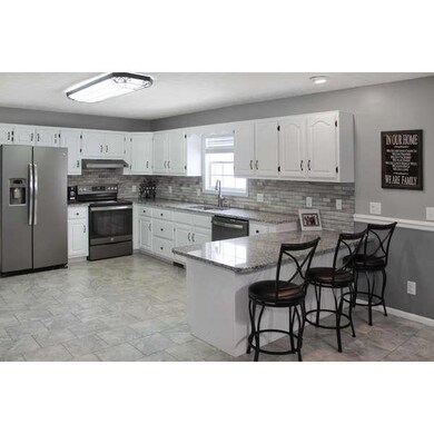 Large updated kitchen!