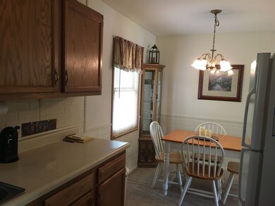 3131 N Stoneycrest Ct, Bloomington, IN 47404 - photo 4