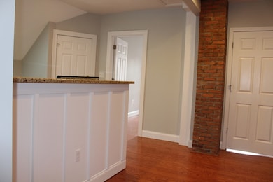 139 E Central St unit 2, Franklin, MA 02038 - photo 5