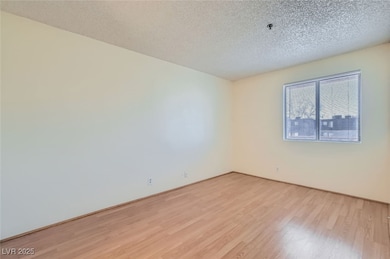 1361 E University Ave unit 209, Las Vegas, NV 89119 - photo 4