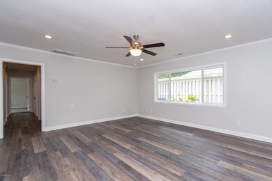 2415 Kellow Cir, Jacksonville, FL 32216 - photo 7