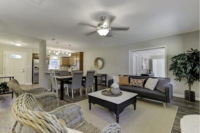 7139 Singapore Rd, Jacksonville, FL 32216 - photo 4