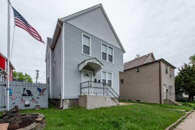 217 Sherman Place unit 1, Waukegan, IL 60085 - photo 3
