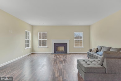 19163 N Porto Bello Ln, Drayden, MD 20630 - photo 3