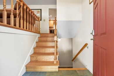 186 Berkeley Ave, Lowell, MA 01852 - photo 3