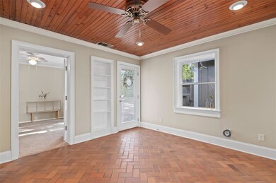 1301 Lindsey St, Denton, TX 76205 - photo 6