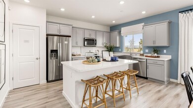 7049 Vail Ranch Rd, Roseville, CA 95747 - photo 3