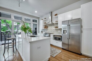 139 Cedar St unit 102, San Antonio, TX 78210 - photo 5