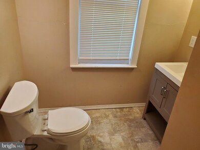 1208 Crown Point Rd unit A, West Deptford, NJ 08093 - photo 5