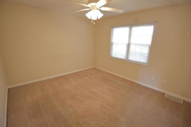 1055 Hunters Trace, Mount Pleasant, SC 29464 - photo 6