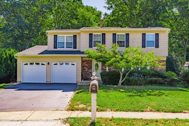 20 James Hollow Ct, Howell, NJ 07731 - photo 2