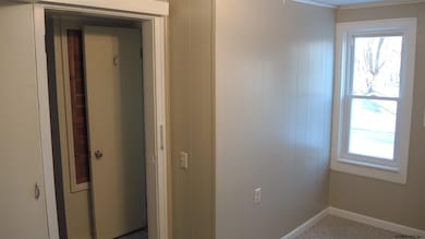 313 Perry St unit 2nd floor, Schenectady, NY 12306 - photo 6