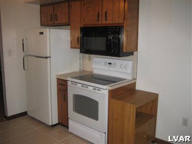 New self clean ceramic cook-top, refrigerator and 