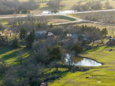 2113 E 2050 Rd, Hugo, OK 74743 - photo 3