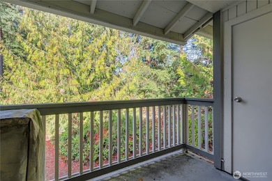 living Room - view balcony